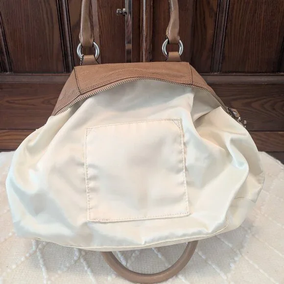 Classic Coach Leather Satchel Handbag - Picture 13 of 13